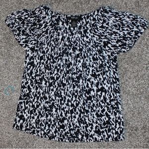 ⚫⚪🖋️ Style & Co. Abstract Print Top · Petite Small